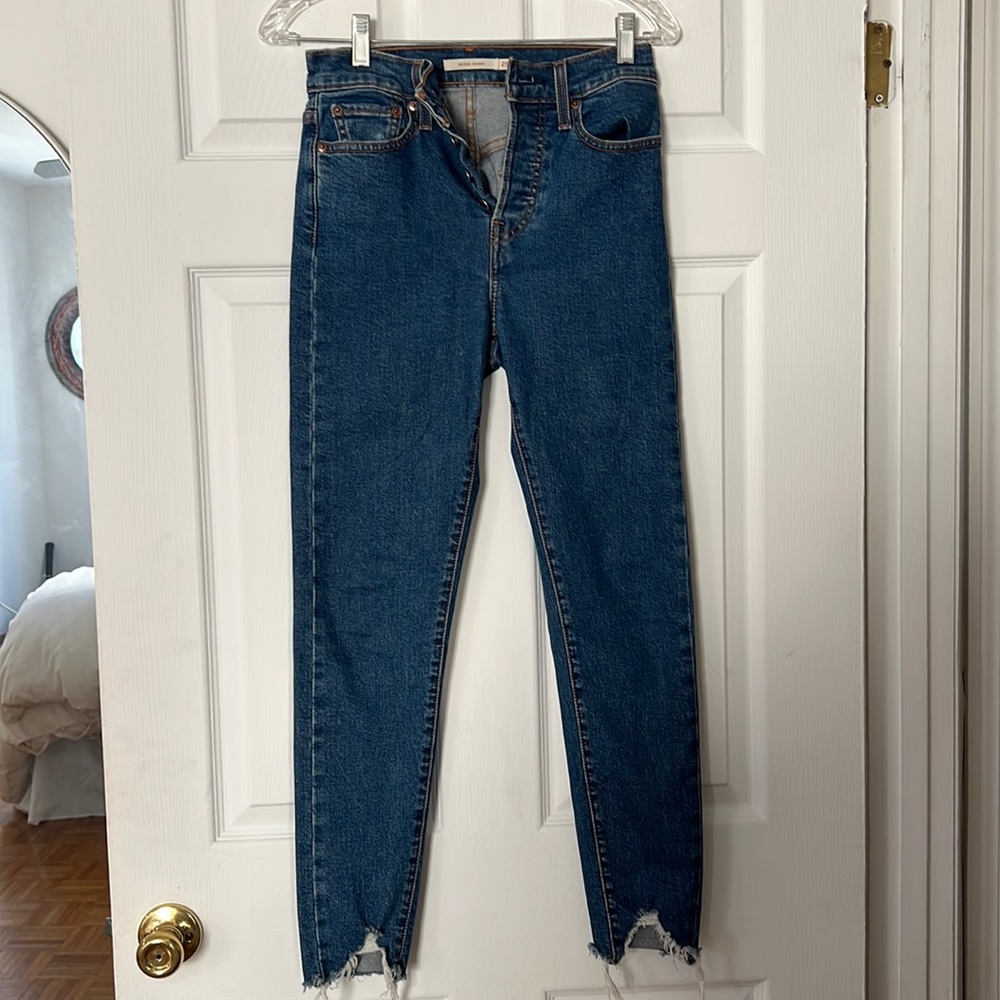 Levi’s Size 25 Wedgie Skinny Jeans!